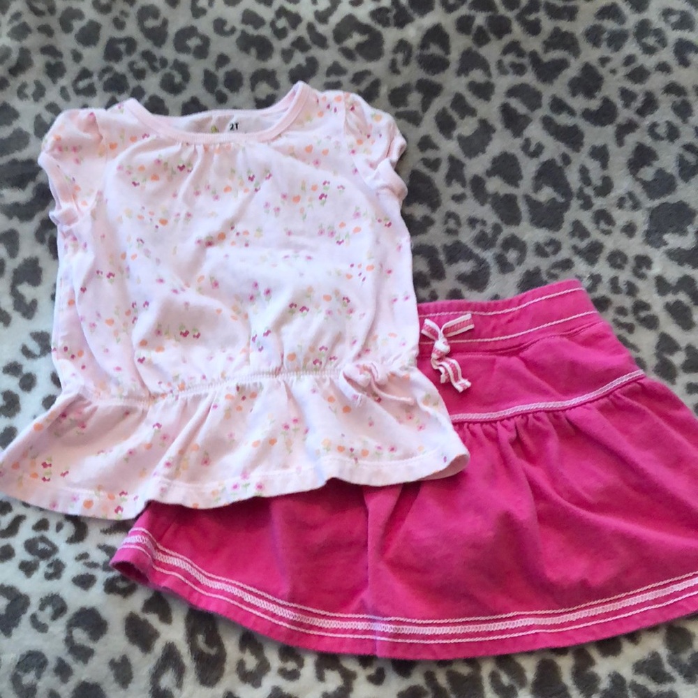 Carter’s & Jumping Beans Skirt and Top Outfit Pink 2T